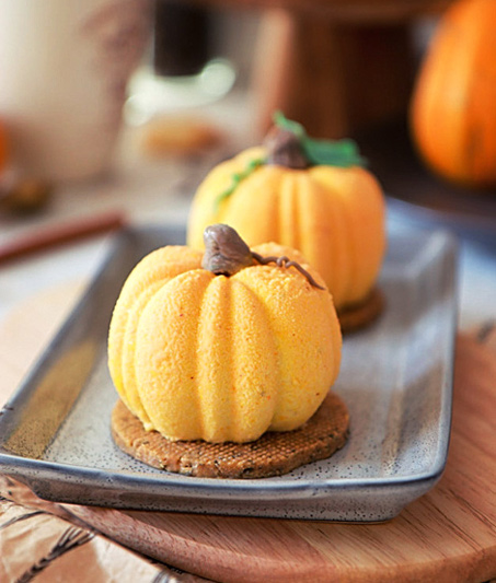 Пирожное тыква со сливками | Онлайн кондитерская школа. Кондитерские курсы Краснодар