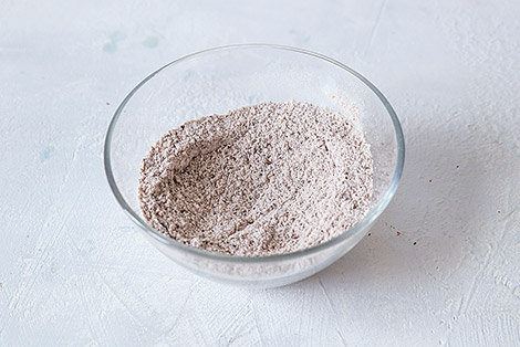 готовим шоколадно миндальный бисквит