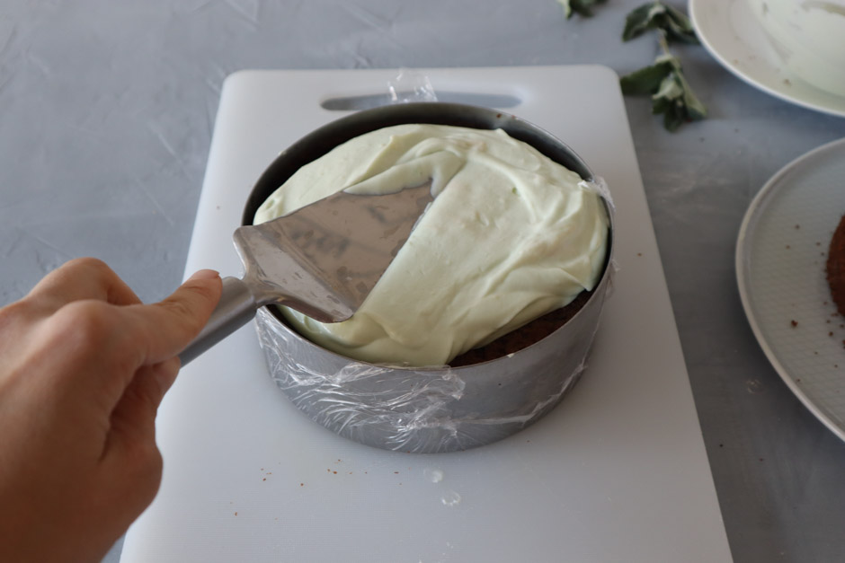 сборка шоколадно-мятного торта