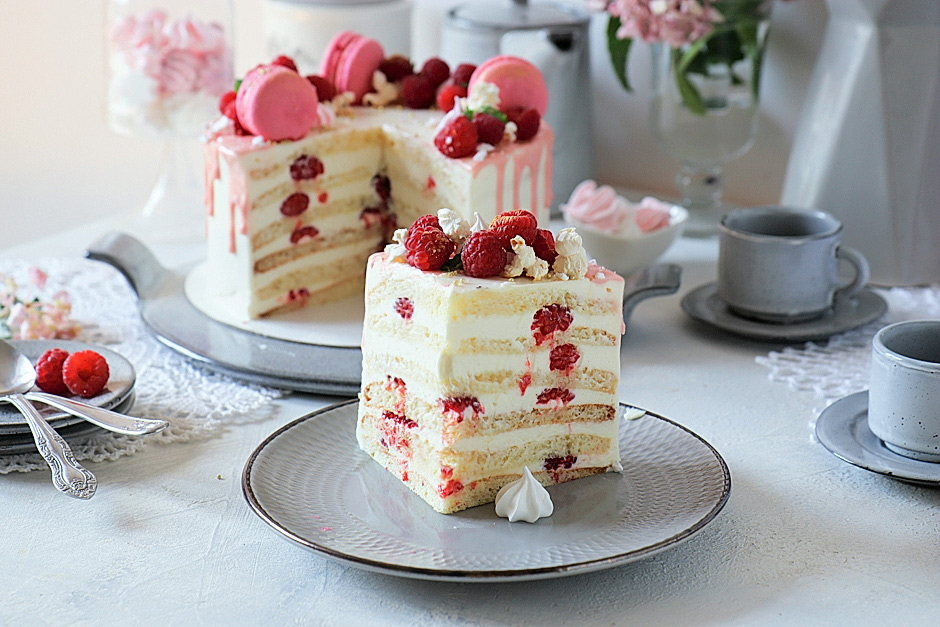 торт молочная девочка