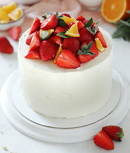 Как украсить торт клубникой: бесплатный мастер-класс | Онлайн кондитерская школа. Кондитерские курсы Краснодар